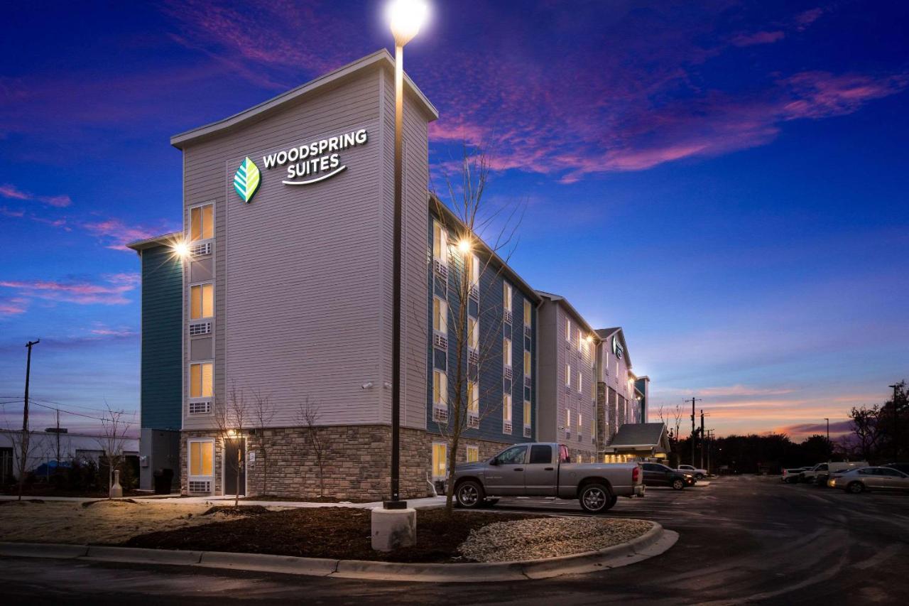 Woodspring Suites Detroit ماديسون هايتس المظهر الخارجي الصورة
